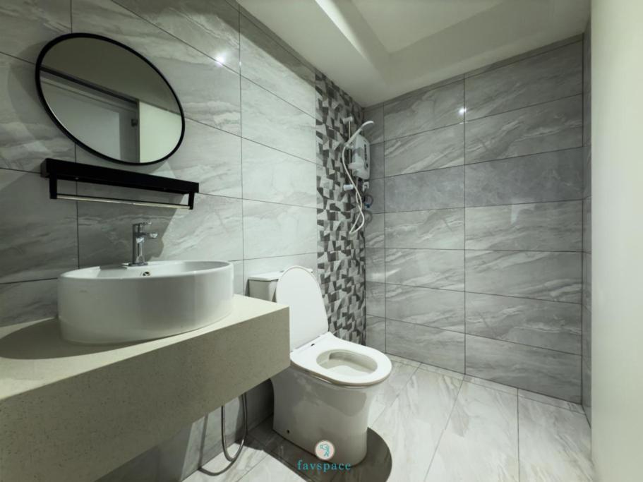 Duplex 7 Pax - 8 Min To Sunway Velocity - Arte Cheras Kuala Lumpur